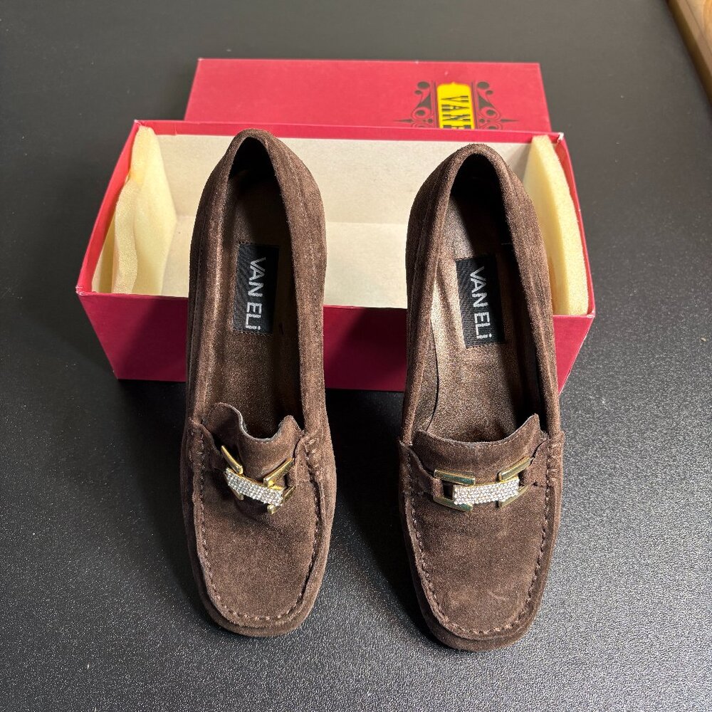 Women's Brown Leather Van Eli Loafer Shoe sz. 7 w Box